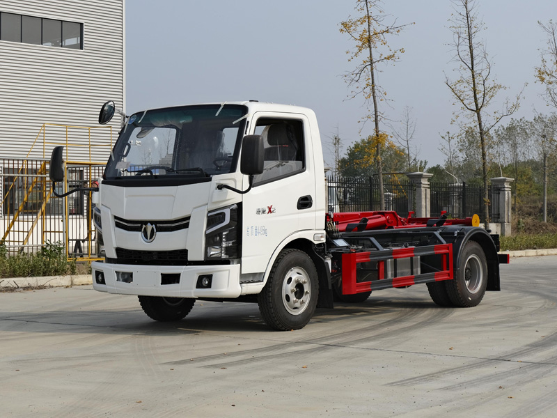 RLQ5042ZXXFD6奥驰勾臂垃圾车